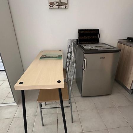 Melathron Rooms Néa Moudaniá Eksteriør bilde